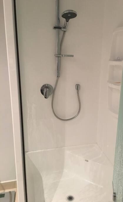 Outstanding Central Lambton Quay Apartment Wellington Exterior foto